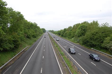 M2 Motorway near Erriottwood © Julian P Guffogg cc-by-sa/2.0 :: Geograph Britain and Ireland