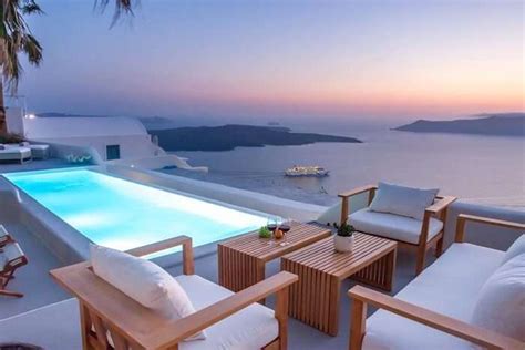 Villas In Athens: For A Blissful Vacation In The Greece City