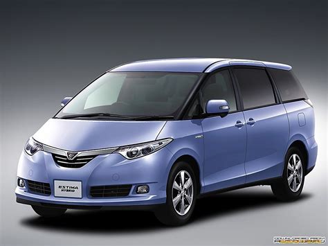 Toyota Estima Hybrid Minivan - reviews, prices, ratings with various photos