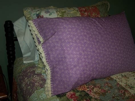 2nd pillowcase with crochet edge. Crochet Edging, Tub Chair, Sewing Projects, Accent Chairs, Bed ...