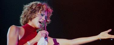 10 Best Whitney Houston Live Performances | Teen Vogue