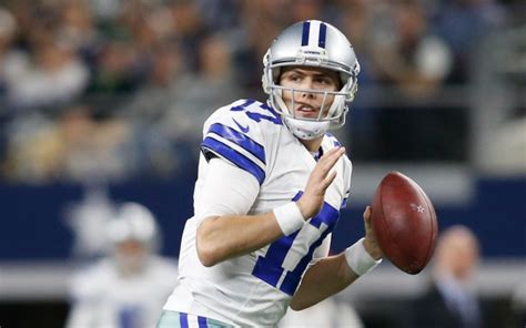 Cowboys Backup QB Kellen Moore Carted Off with Ankle Injury | Sports