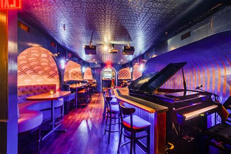 New York’s Piano Karaoke Bar Sid Gold’s Request Room Is Heading to Downtown Detroit in October ...