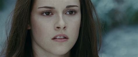 Twilight: 20 Things Wrong With Bella We All Choose To Ignore