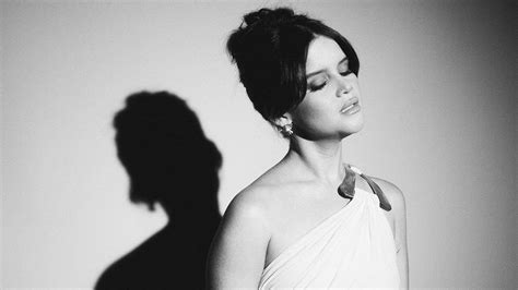 What Is Maren Morris Nationality? What Is a Country Singer Morris ...