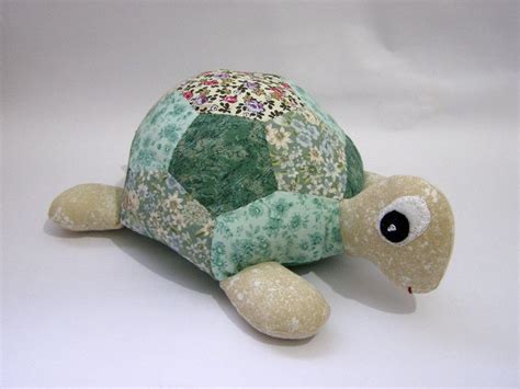 Patchwork Turtle - Stuffed Animal - Soft Toy - Vintage fabric | Soft toy animals, Fabric animals ...