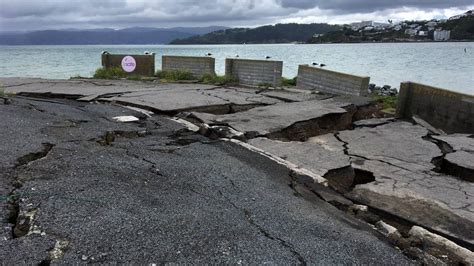 Extensive damage to the Wellington's port worse than after 2013 quake | Stuff.co.nz