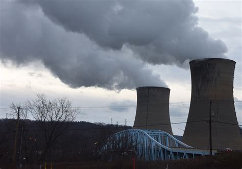 Workers repair corrosion problem at Beaver Valley nuclear reactor ...