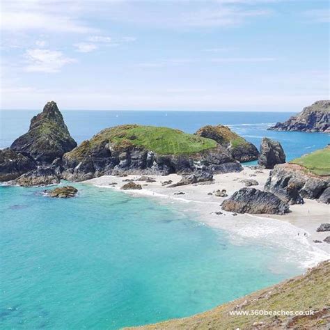 Kynance Cove | Lizard Peninsula beaches | Cornwall Beaches