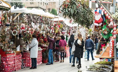 Barcelona Christmas Markets: 2024 Locations + Dates - Barcelona Hacks