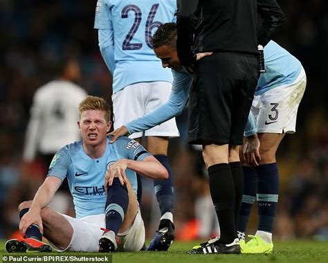 Kevin De Bruyne set to miss a month for Man City with new knee injury | Daily Mail Online