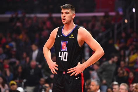 LA Clippers: Reviewing Ivica Zubac's 2018-19 Campaign