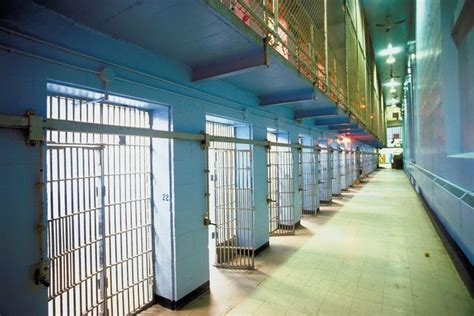 Prison Ministry Services | Paulist Evangelization Ministries