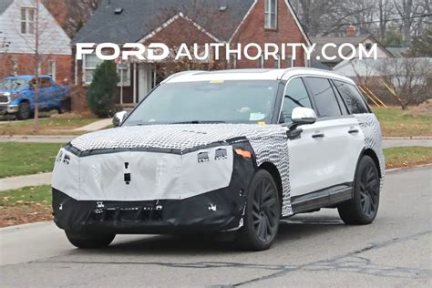 2024 Lincoln Aviator Grand Touring Refresh Spotted Testing