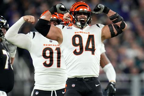 Bengals DE Sam Hubbard needed x-rays after loss to Browns