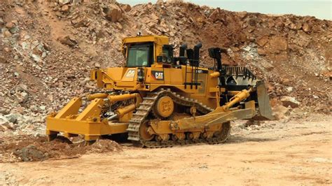 Cat® D10T2 Large Dozer - YouTube