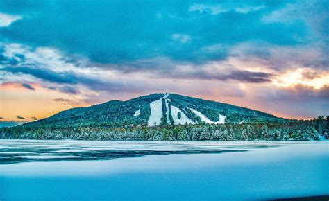 Shawnee Peak owner will restore Maine ski area's original name - New England Ski Journal