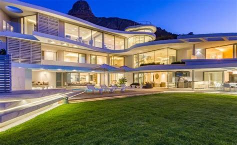 3 jaw-dropping millionaire's mansions in Cape Town - Market News, News