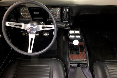 1969 CHEVROLET CAMARO SS - Interior - 189972