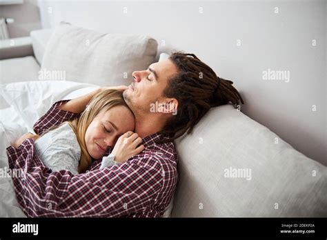 The cuddling couple hi-res stock photography and images - Alamy