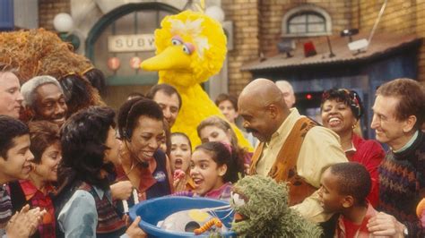 Sesame Street: Classic Episodes | Now Streaming on Crave