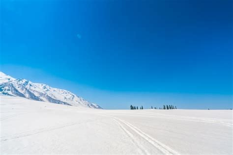 Free Photo | Beautiful snow covered mountains landscape Kashmir state ...