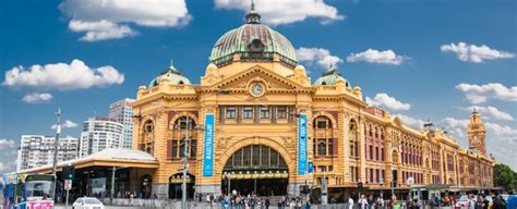 10 Tourist Attractions And Places to Visit in Melbourne