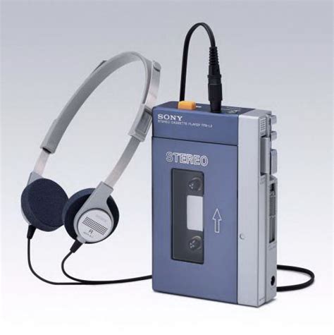 SONY TPS-L2 - The Walkman Archive