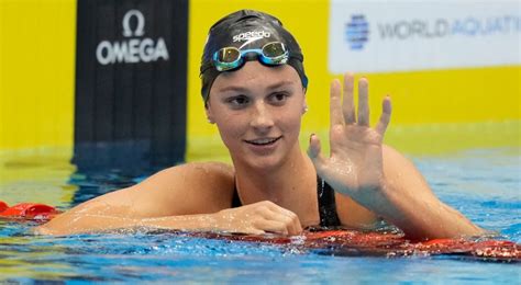 Canada's Summer McIntosh hands Katie Ledecky first loss in 800M since 2010