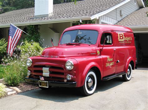 1952 DODGE TRUCK 1952 Dodge Panel Truck – AskAutoExperts.com