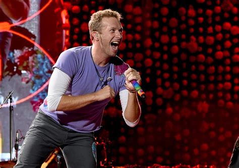Cover Story: Coldplay takes aim at the top - Gordon Lightfoot Book, Music and More!