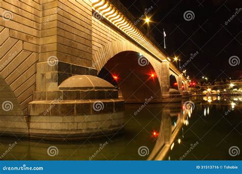 London Bridge, Lake Havasu stock photo. Image of bridgewater - 31513716