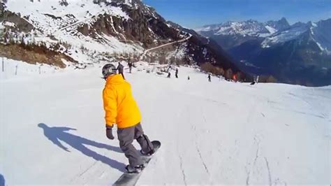 Snowboarding in chamonix - YouTube