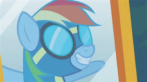 01.Rainbow Dash of Wonderbolt | Rainbow dash, Rainbow, Dash