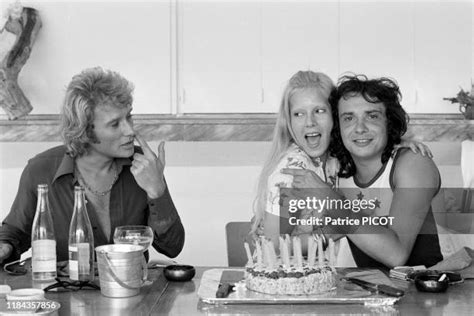 176 Michel Sardou Johnny Hallyday Photos & High Res Pictures - Getty Images