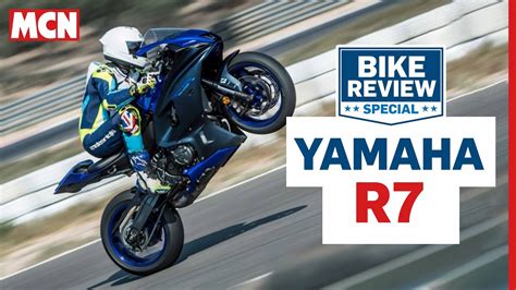 Is the Yamaha R7 the king of everyday sports bikes? | MCN REVIEW - YouTube