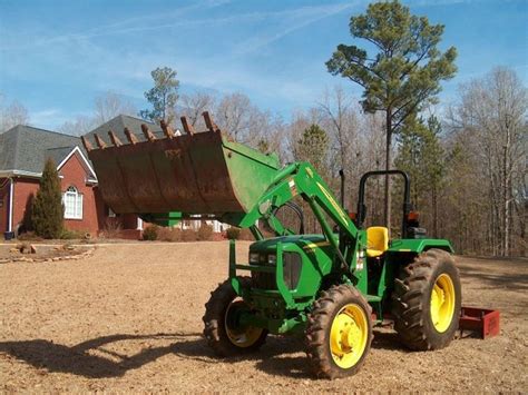 2010 John Deere 5075E 4WD Loader Box Blade