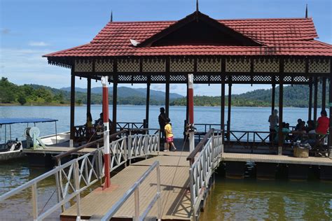 azmiroy: Tasik Kenyir Resort 25.05.2013