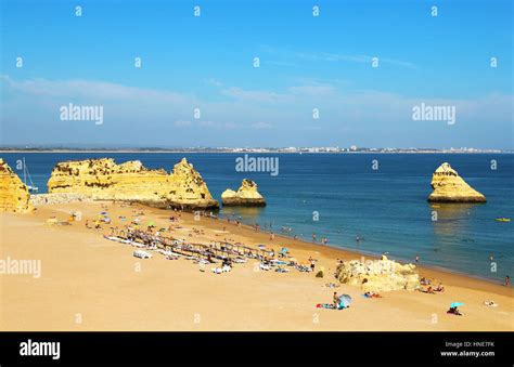 Dona Ana beach (Praia Dona Ana) in Lagos, Algarve, Portugal Stock Photo - Alamy