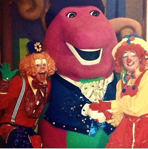 Barney's Super Singing Circus (2000)