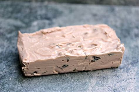 Cream Cheese Fudge - Food Fanatic