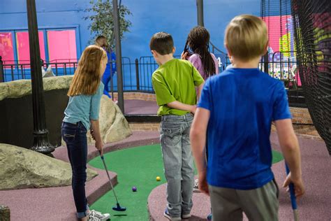 Indoor Mini Golf | Miniature Golf Courses | Grand Slam Family Fun ...