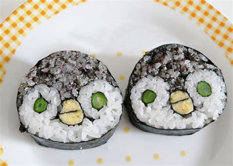 22+ Cute And Creative Pieces Of Sushi Art | Bored Panda