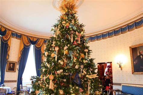 White House Christmas Tree: Festive Facts for 2024 | Reader's Digest