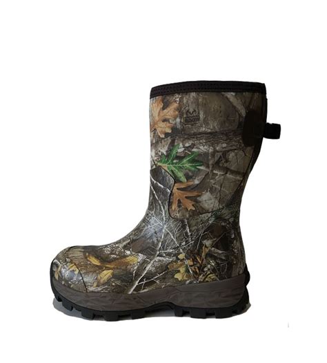 Mid camo hunting boot