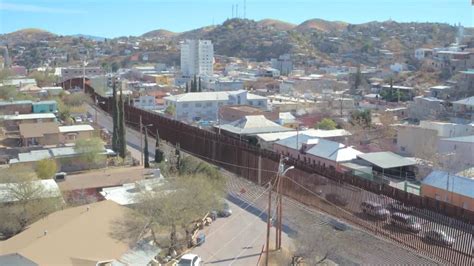 What the US-Mexico border really looks like - CNN Video