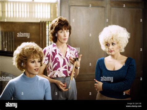 Dolly parton nine to five movie hi-res stock photography and images - Alamy