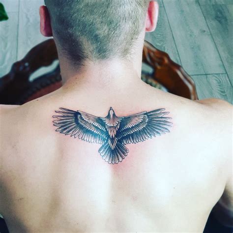 Uncommon Meaningful Small Upper Back Tattoos For Guys - Best Tattoo Ideas