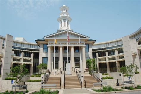 Franklin County Courthouse in Kentucky. Franklin County, Courthouse ...