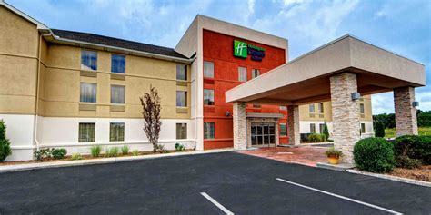 Holiday Inn Express & Suites Crossville - Crossville, United States